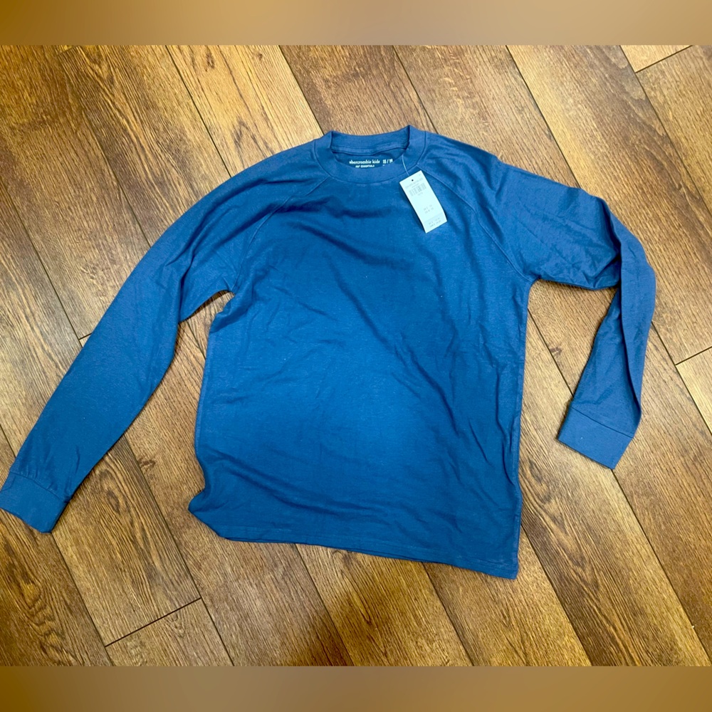 NWT Boys Abercrombie Long Sleeve Shirt (15/16)